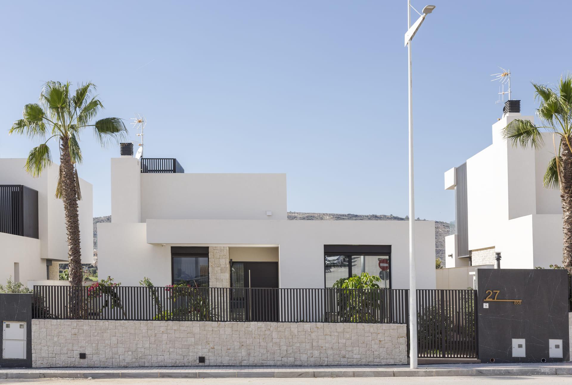 Street and surroundings near new-build villa, Algorfa, Alicante