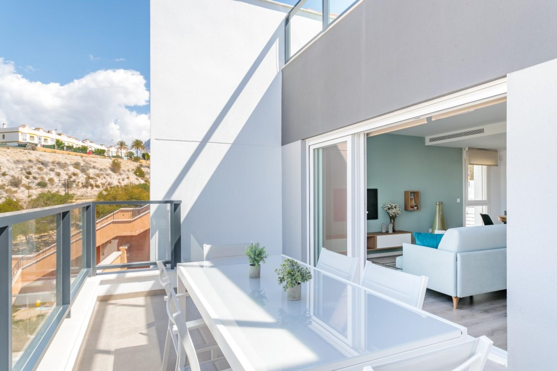 Upper level or roof area of new-build villa, Balcón de Finestrat, Finestrat