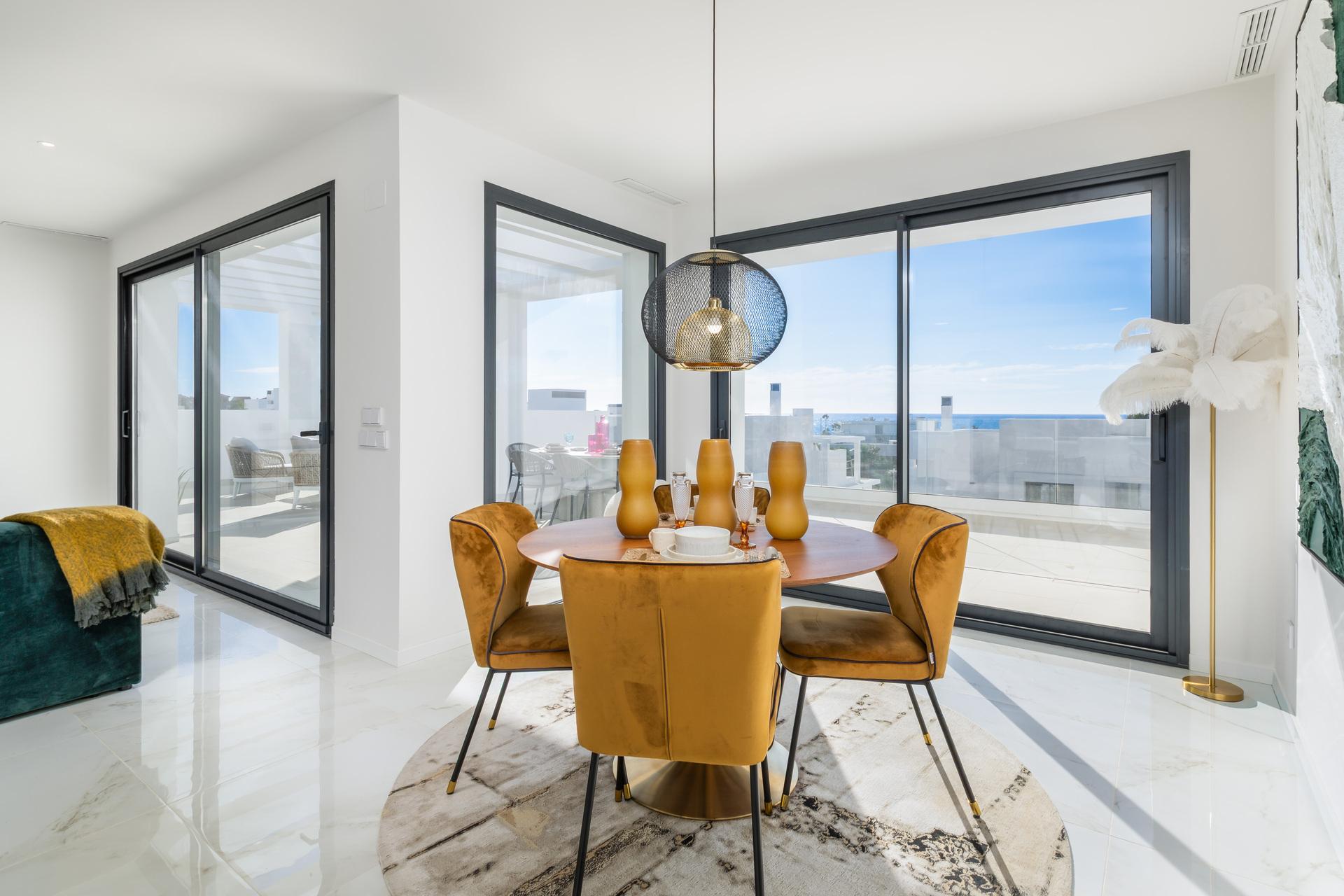 Living room seating area in 3-bedroom apartment, Arroyo Vaquero, Estepona