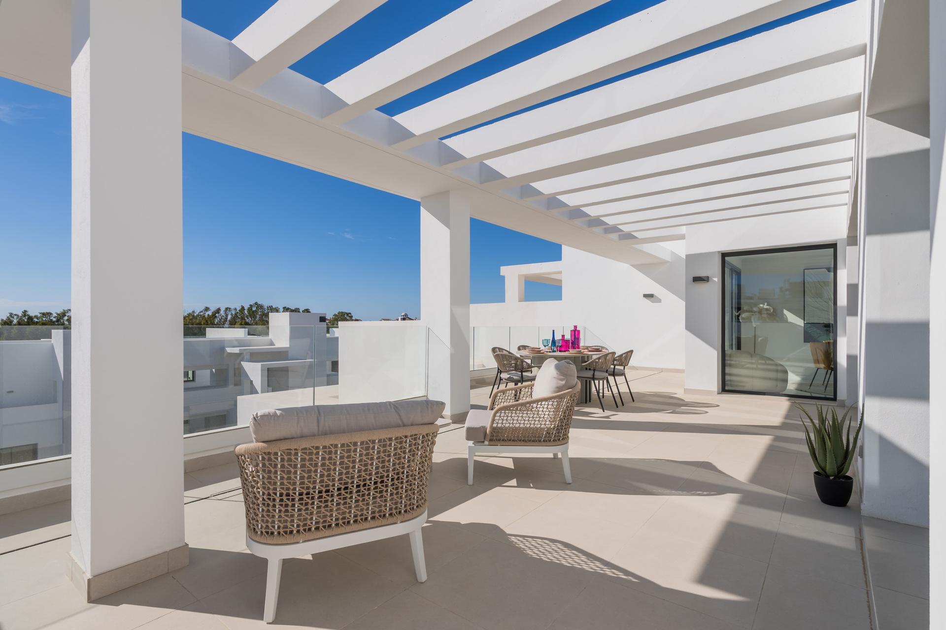 Third bedroom in 3-bedroom new-build apartment, Arroyo Vaquero, Estepona