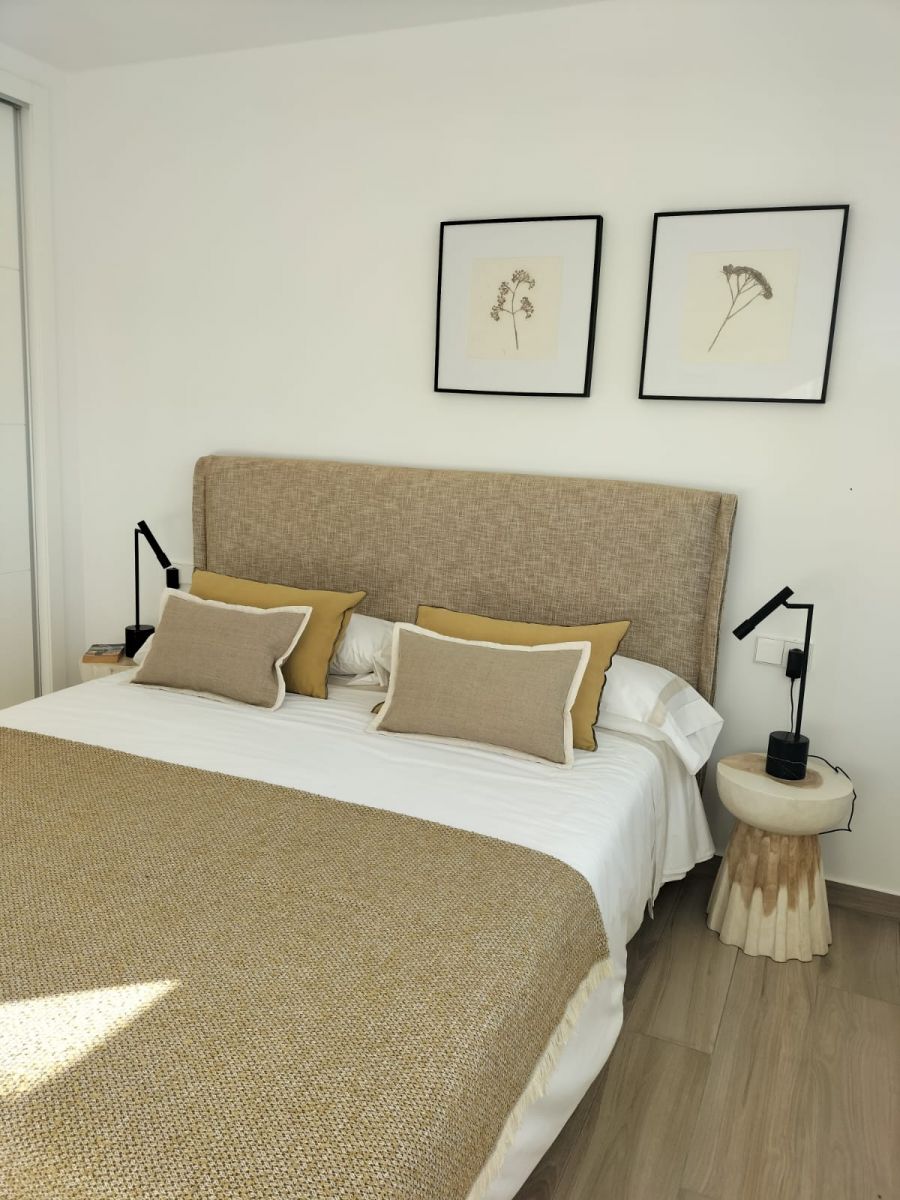 Main bedroom in 2-bedroom ground-floor apartment, Desamparados-Hurchillo-Torremendo