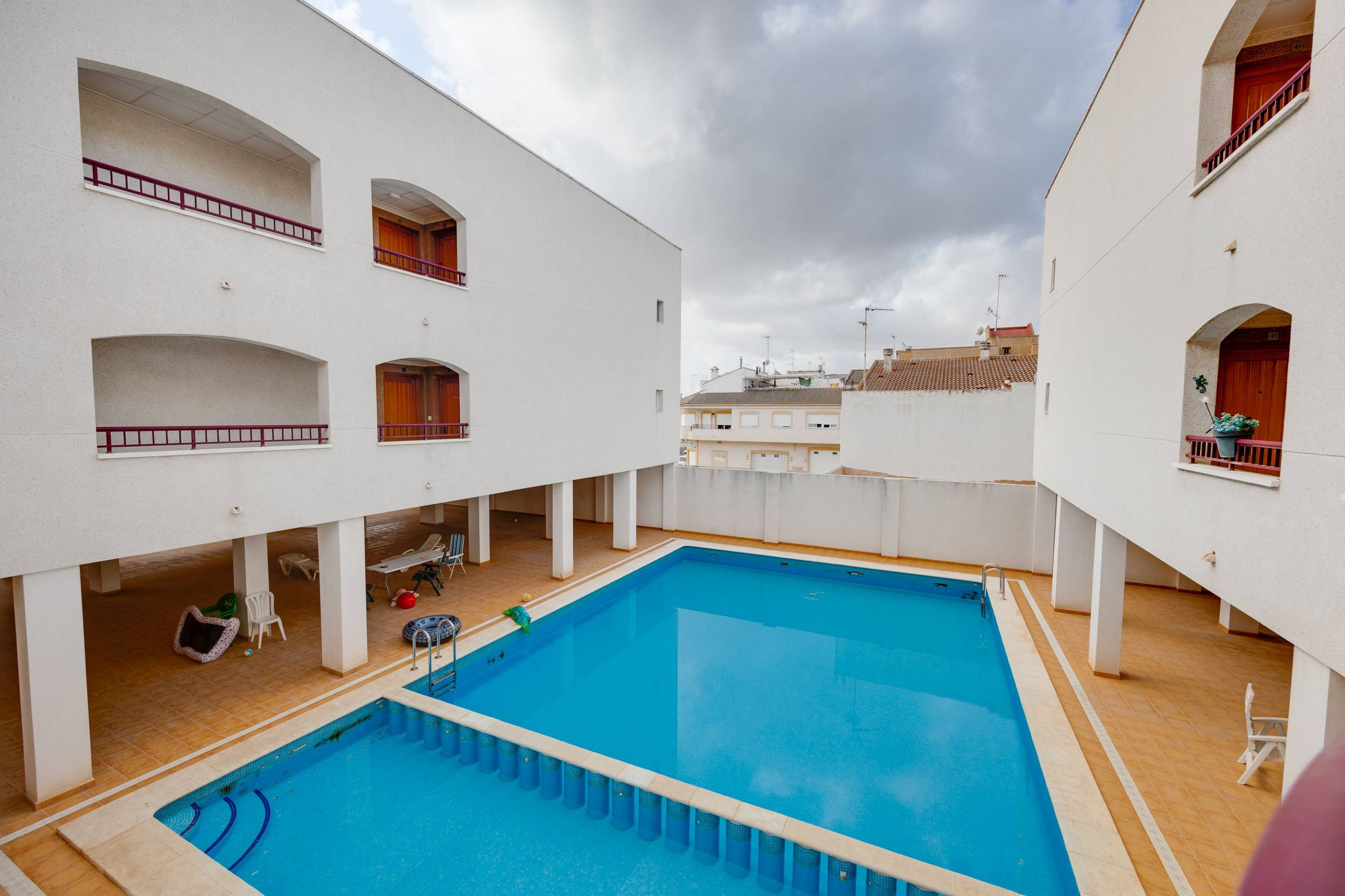 Interior living area of 2-bedroom apartment in San Fulgencio Pueblo