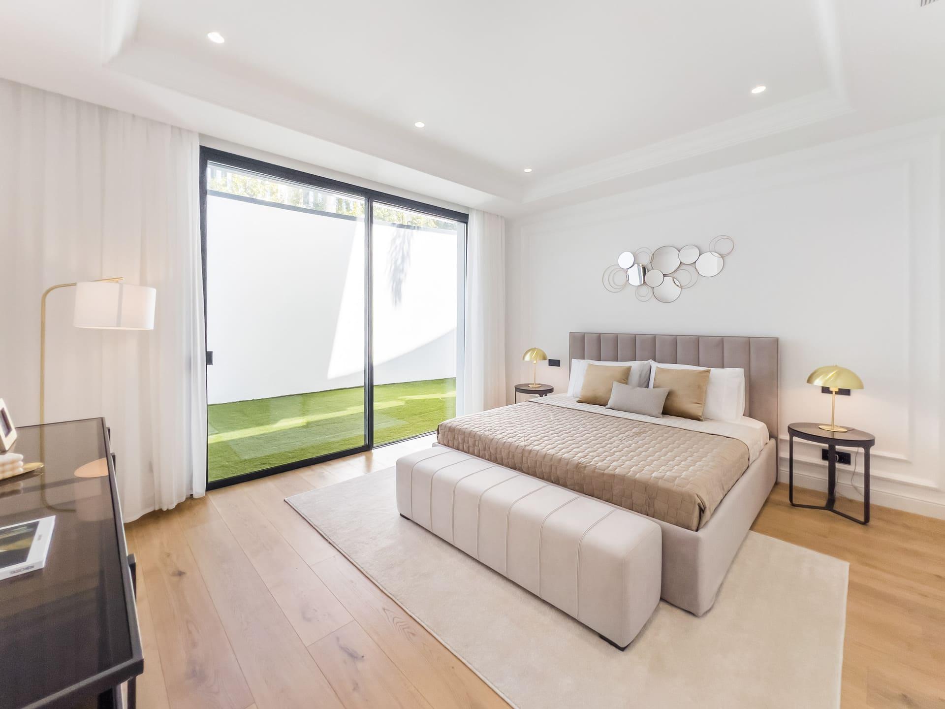 Fitted kitchen interior, new-build villa, Las Lomas de Río Verde, Marbella
