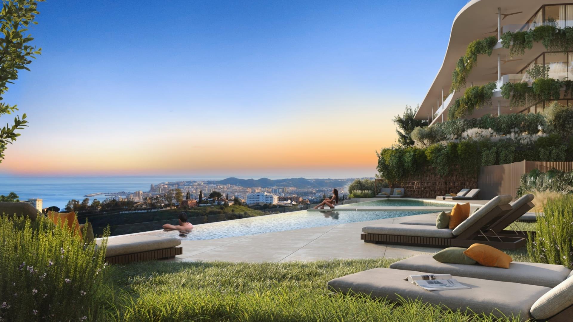 Third bedroom in top-floor penthouse, El Higuerón, Fuengirola