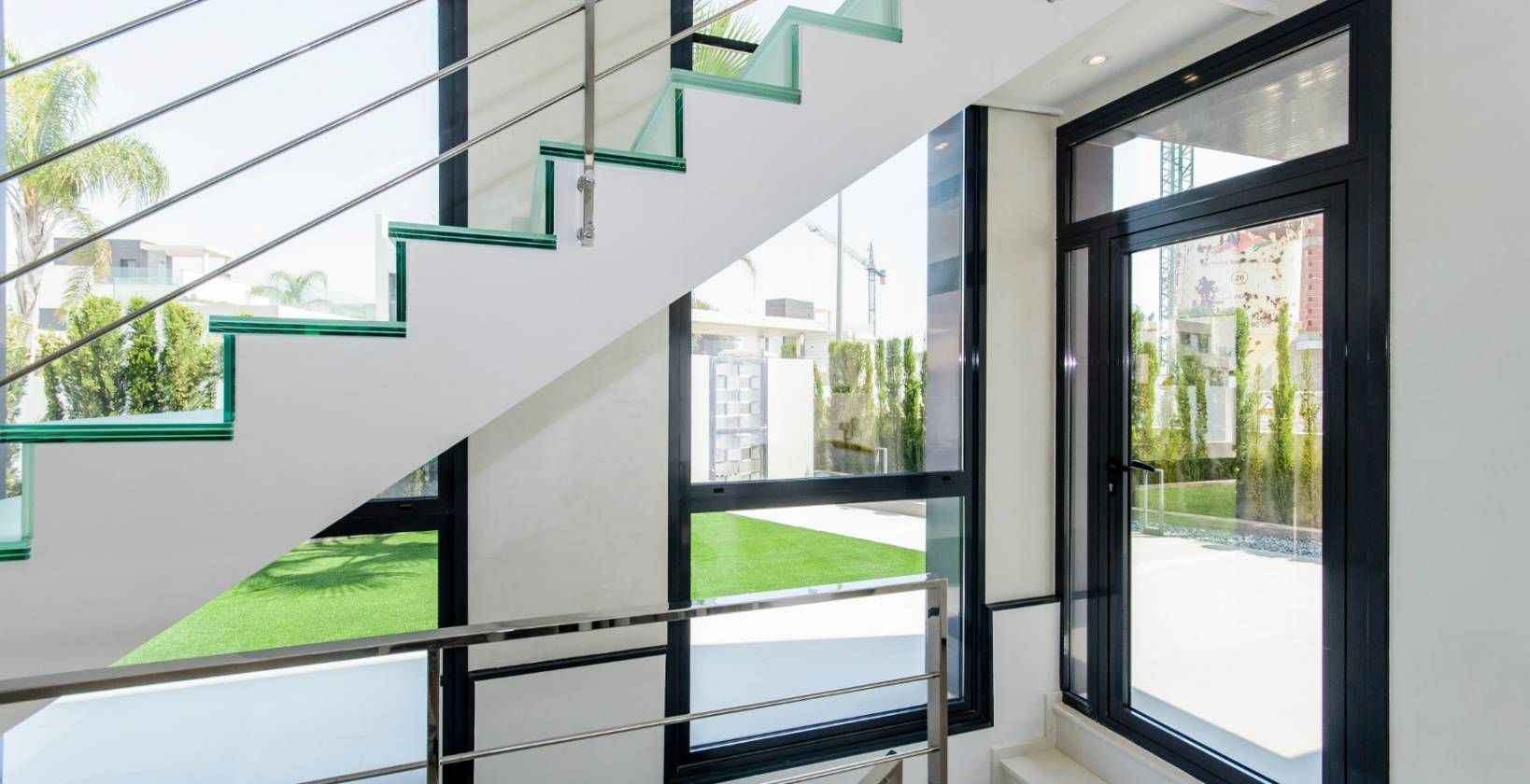 Staircase leading to upper floor in 319m2 villa, Campoamor