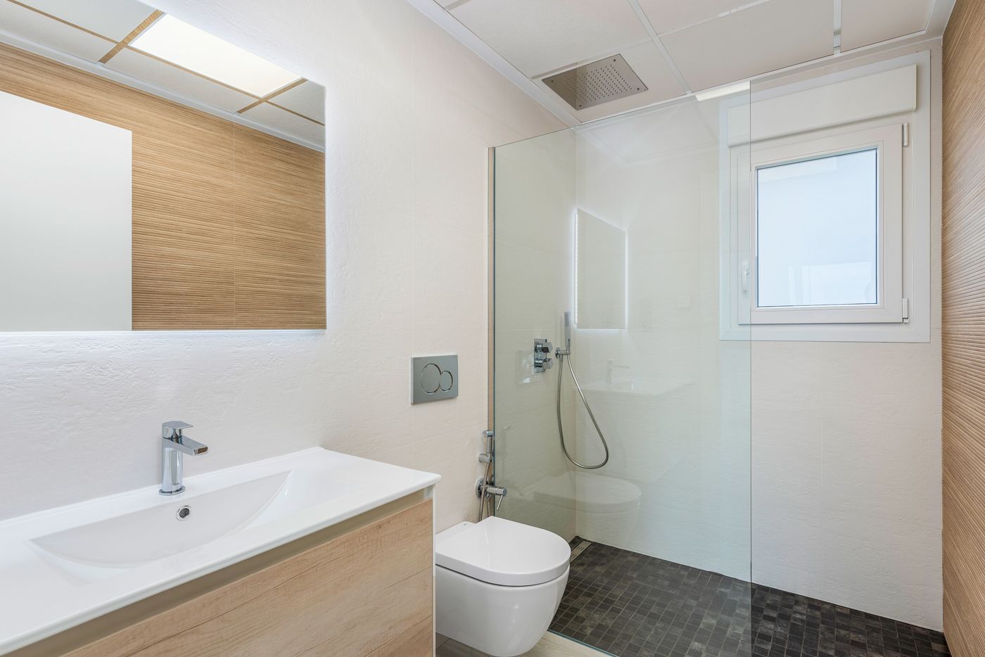 Solarium with surrounding roof terrace, 3-bedroom villa, Ciudad Quesada