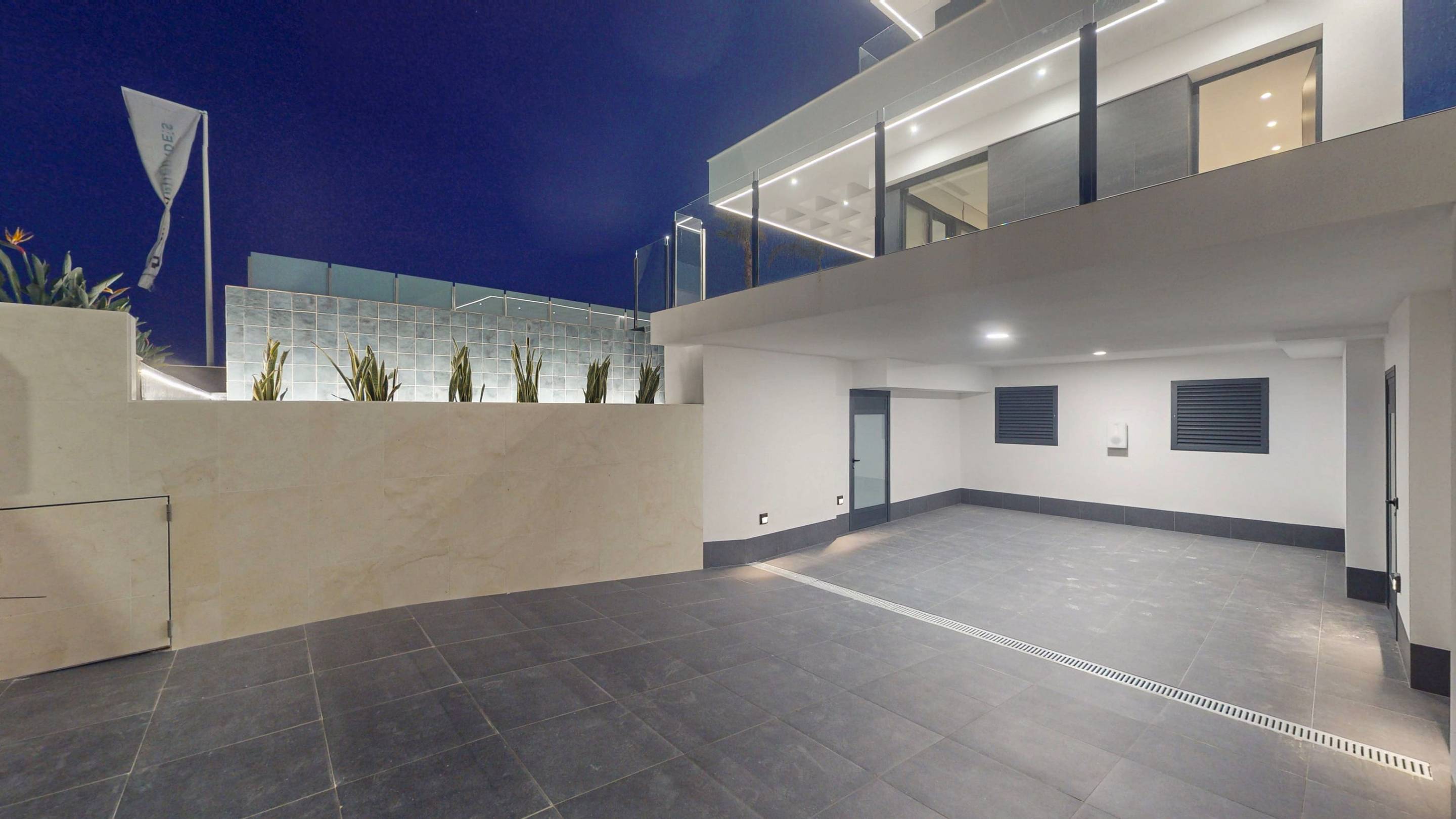 Driveway and private parking area at new-build villa, Finestrat Hills