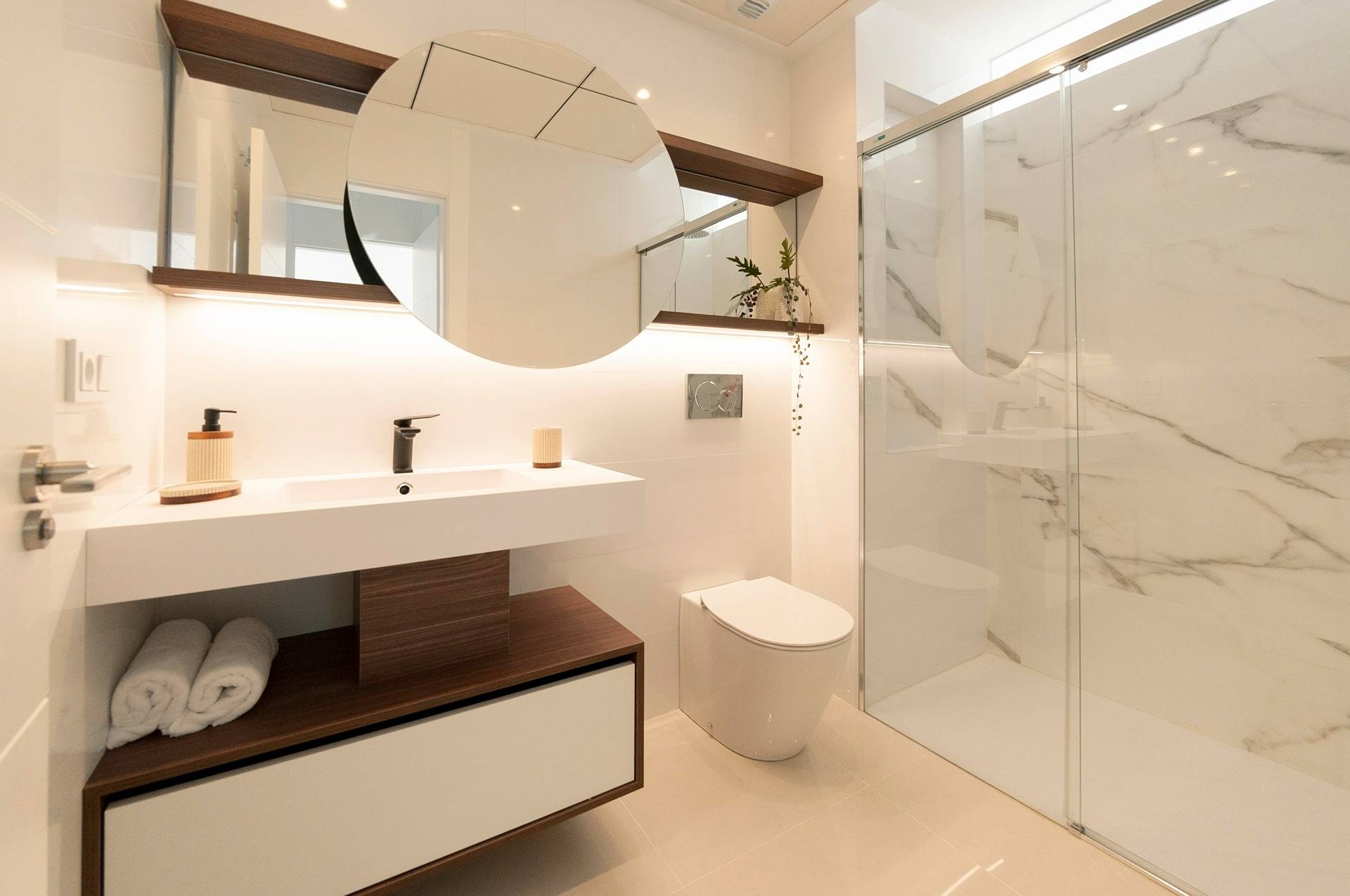 Additional interior view of apartment in Pueblo Bravo, Ciudad Quesada