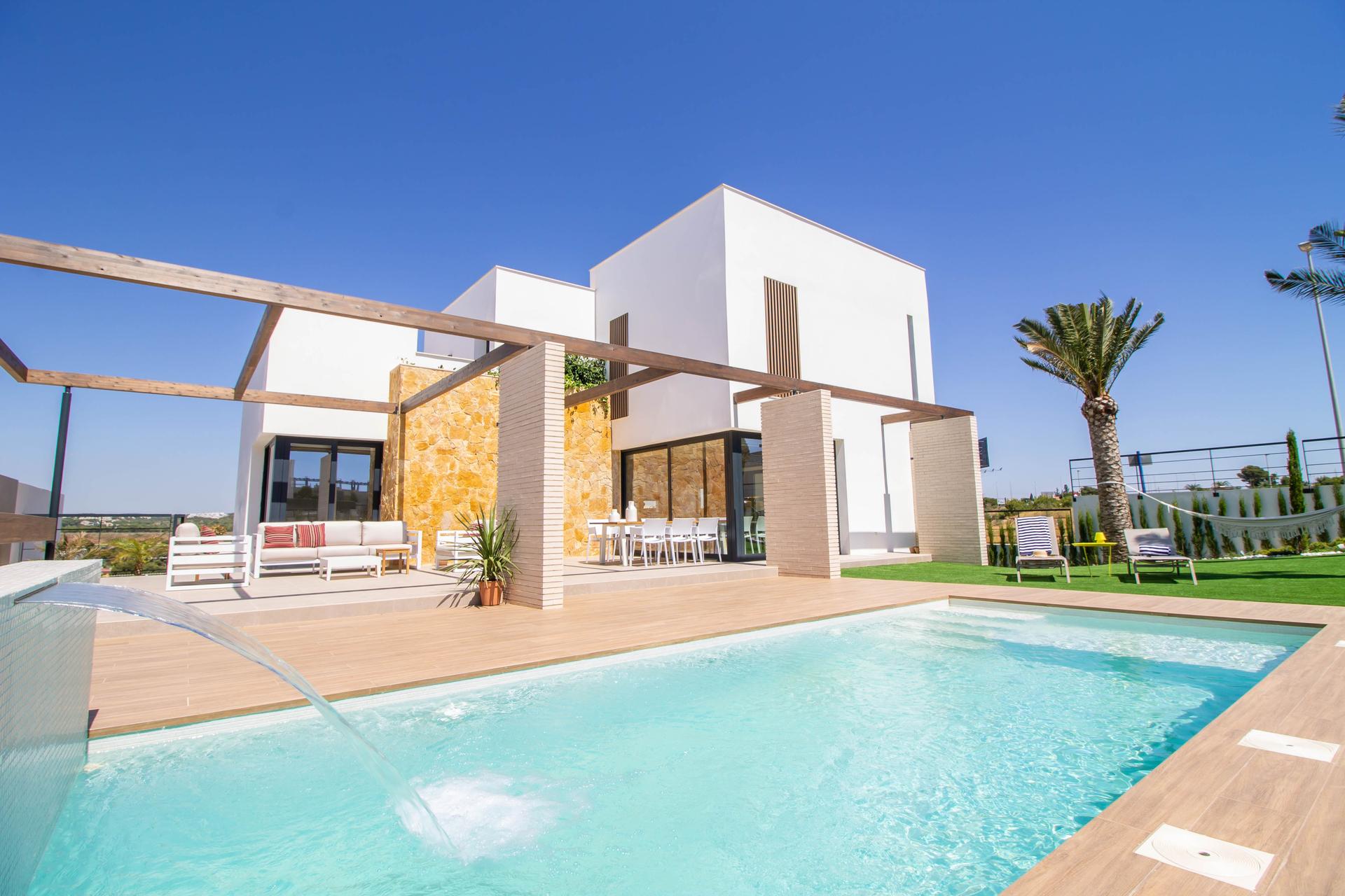 Private garden and plot of 4-bedroom new-build villa, Campoamor, Orihuela Costa
