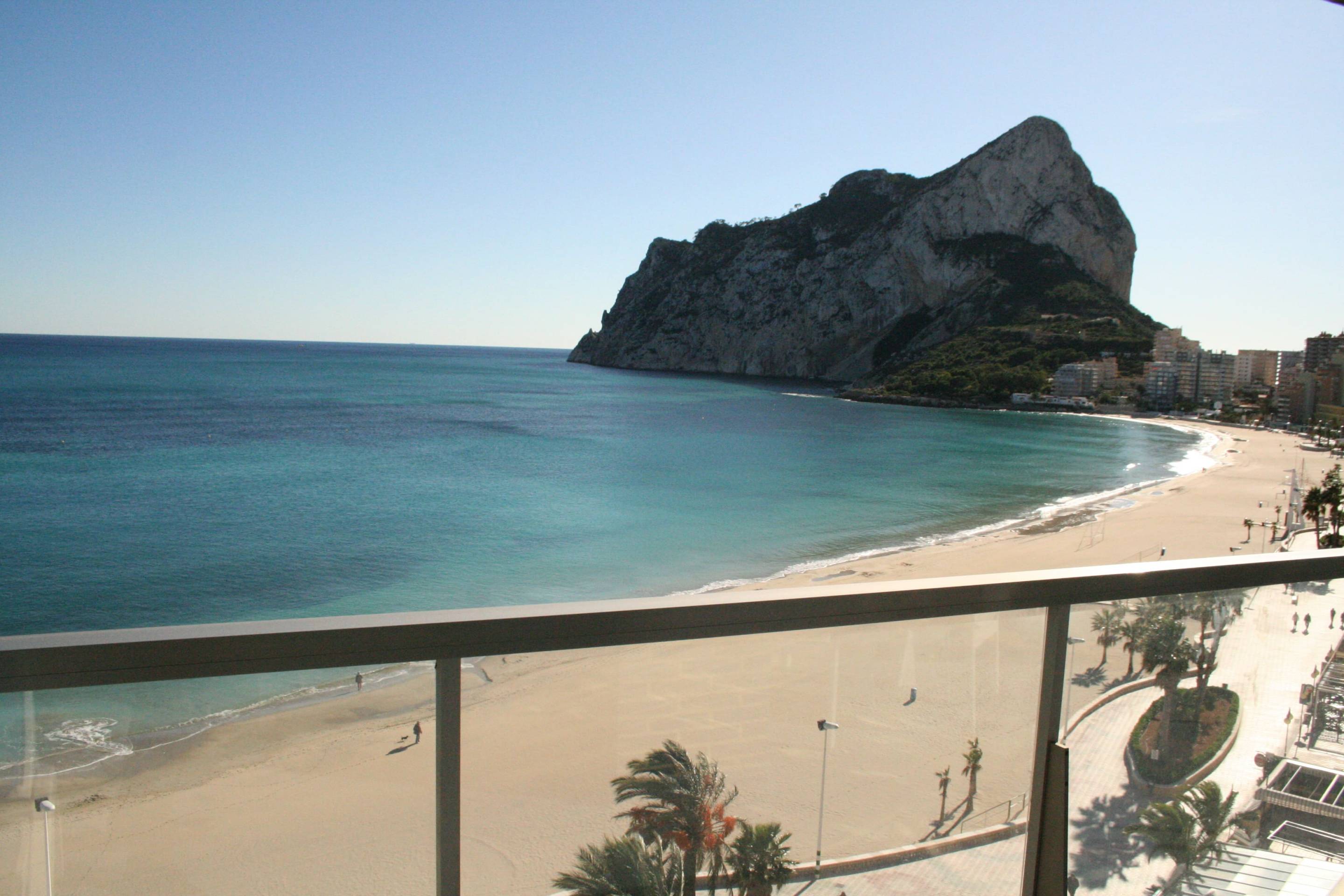 Residential complex exterior showing height and balconies, Playa de Fossa-Levante
