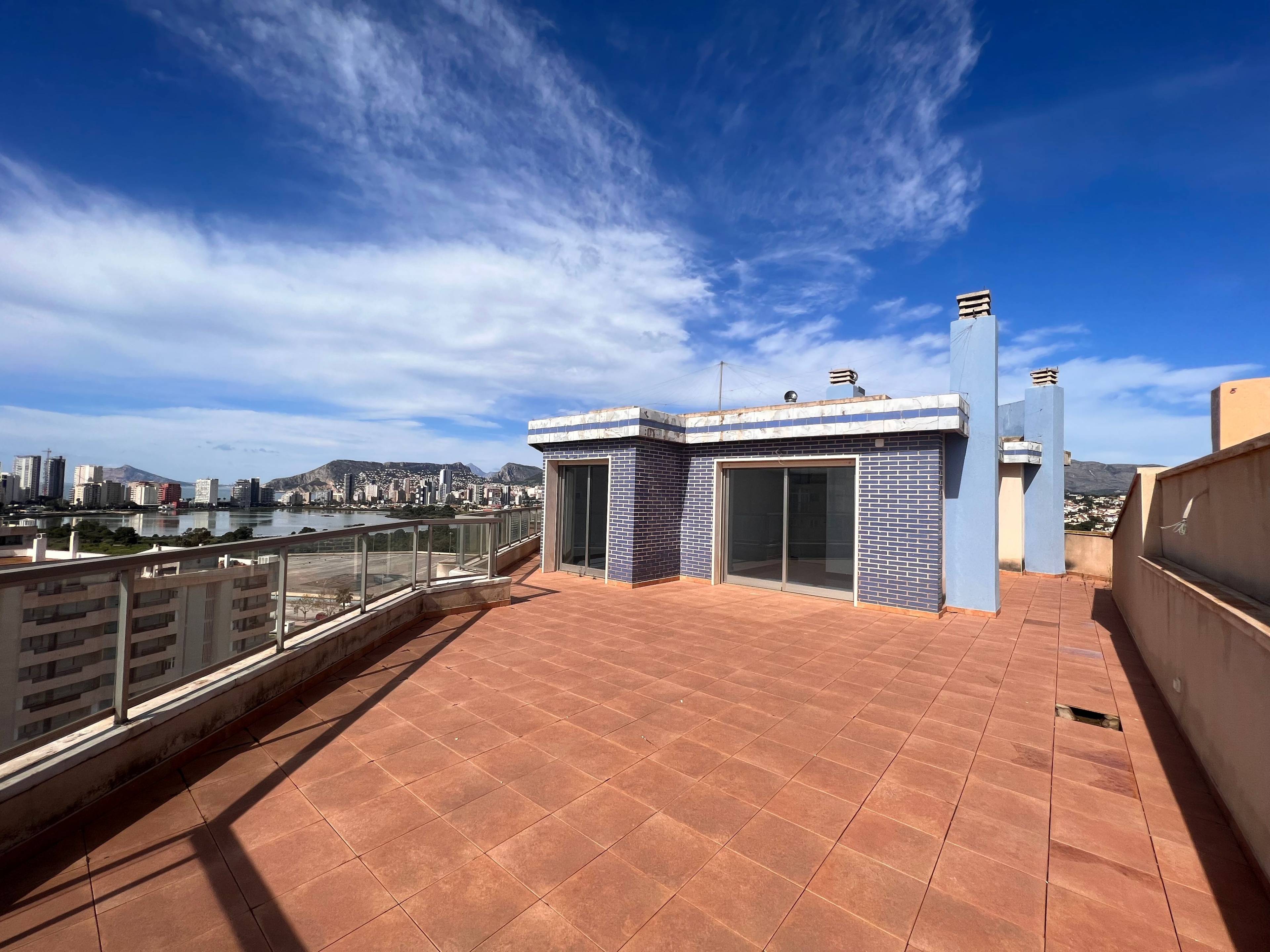 Street-level view of new-build development, Playa de Fossa-Levante, Calpe