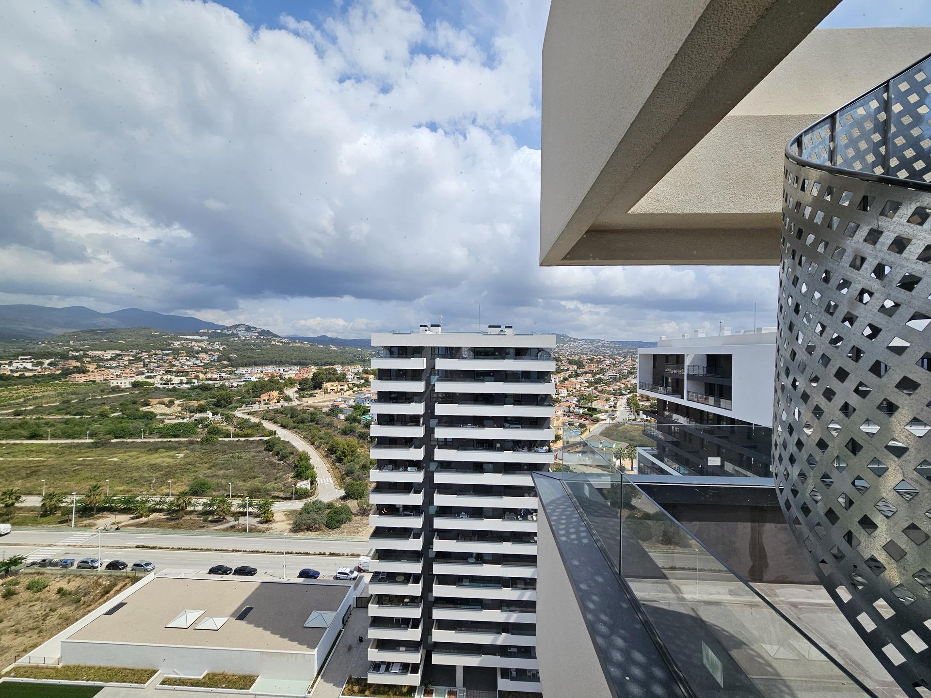 Second bathroom in 2-bedroom new-build penthouse, Playa Arenal-Bol