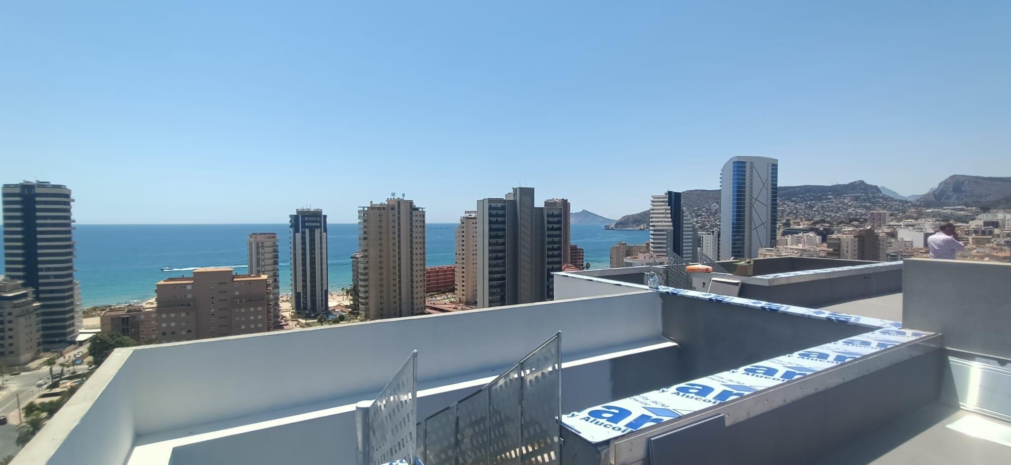 Private terrace with panoramic views, 15th-floor penthouse, Playa Arenal-Bol
