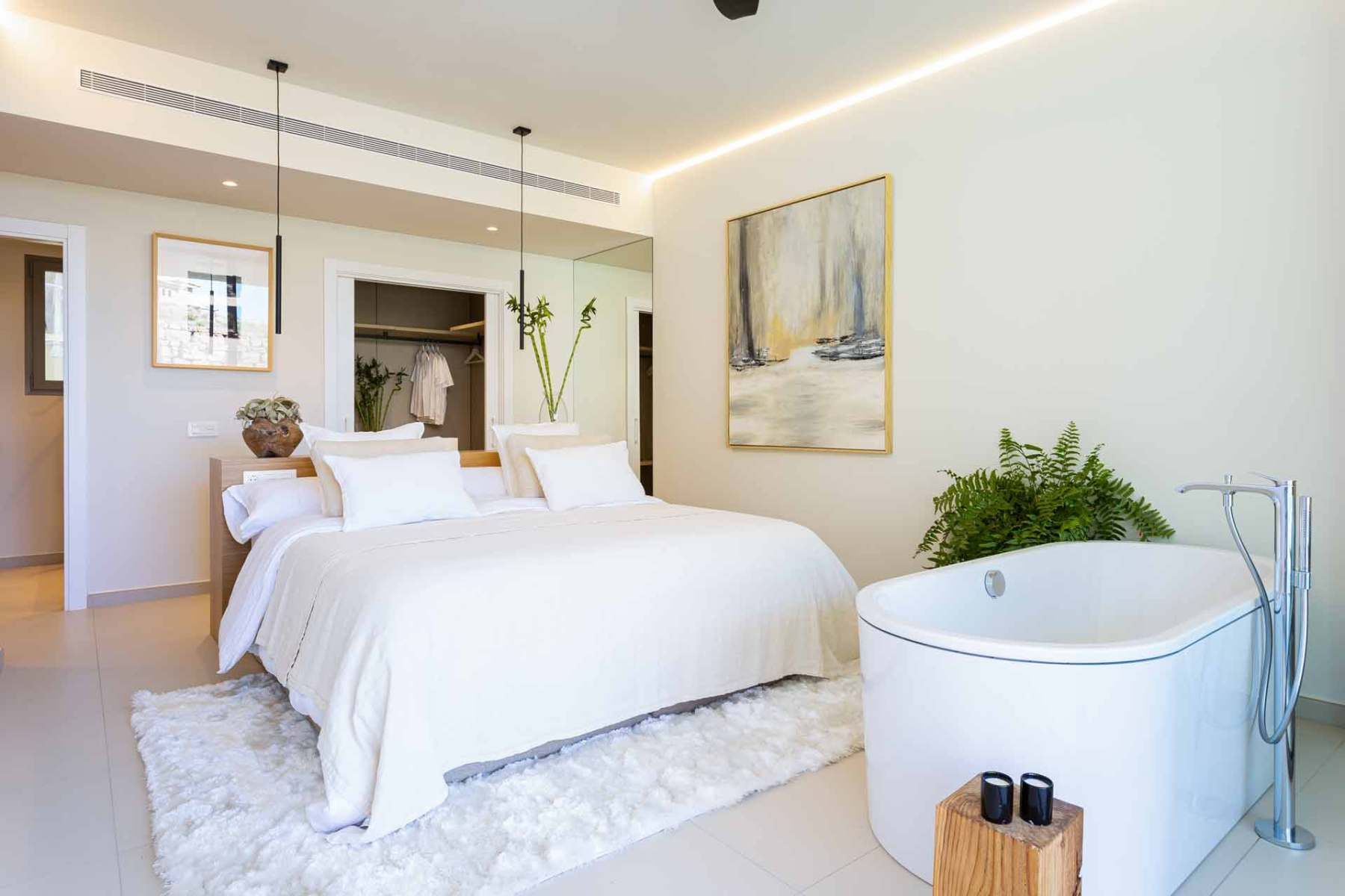 Dining area adjoining kitchen in new-build villa, El Higuerón, Fuengirola