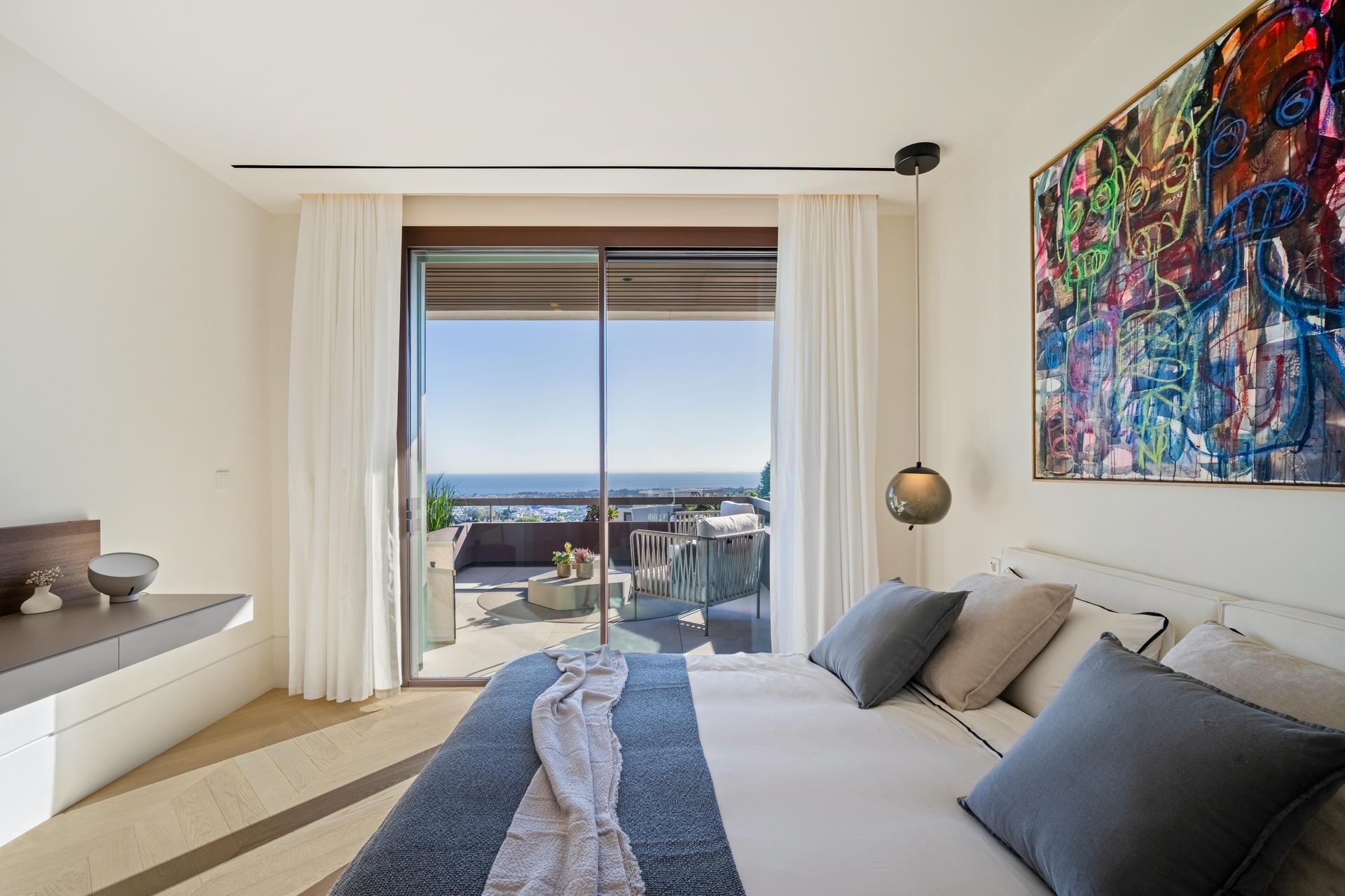 Upper-floor landing in 6-bedroom new-build villa, La Quinta, Benahavis