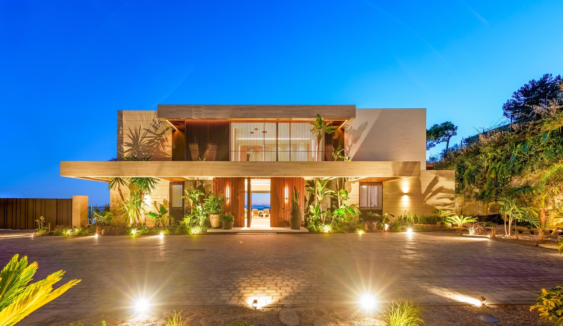 Night-time exterior lighting on front elevation, new-build villa, La Quinta