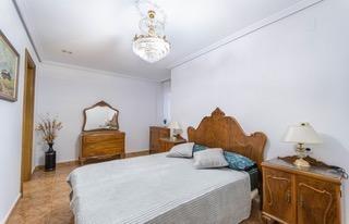 Entrance door and hallway of apartment, Playa del Cura, Torrevieja