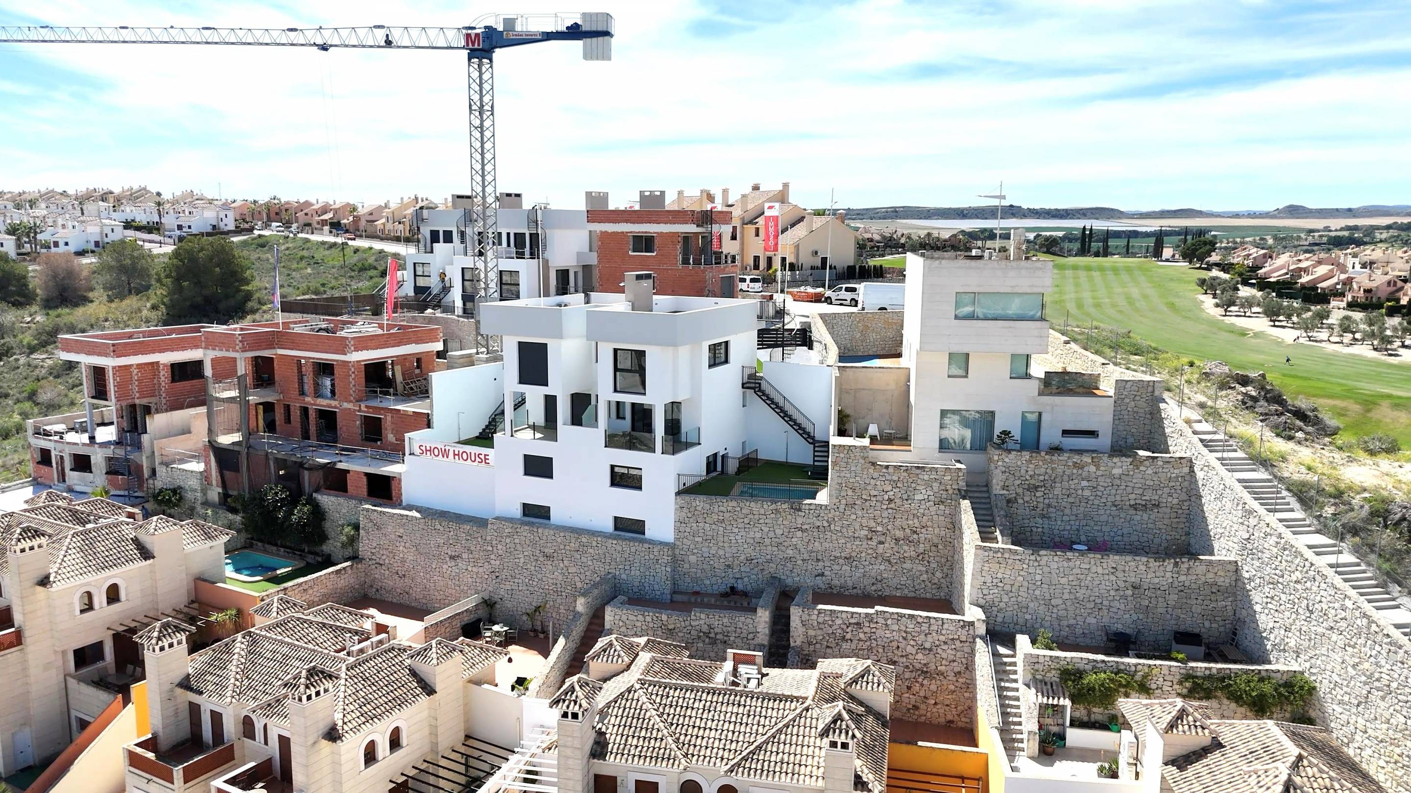 New-build townhouse exterior at street level, Algorfa, Alicante