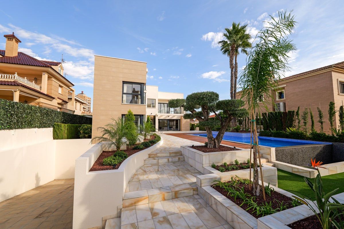 Third bathroom in 3-bedroom new-build villa, La Veleta, Torrevieja