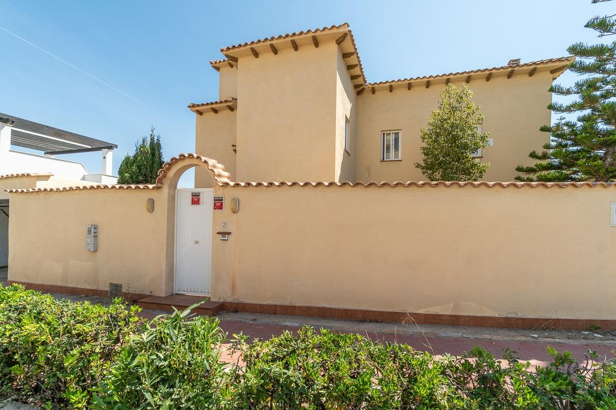 Outdoor parking within gated perimeter, La Mata, Torrevieja