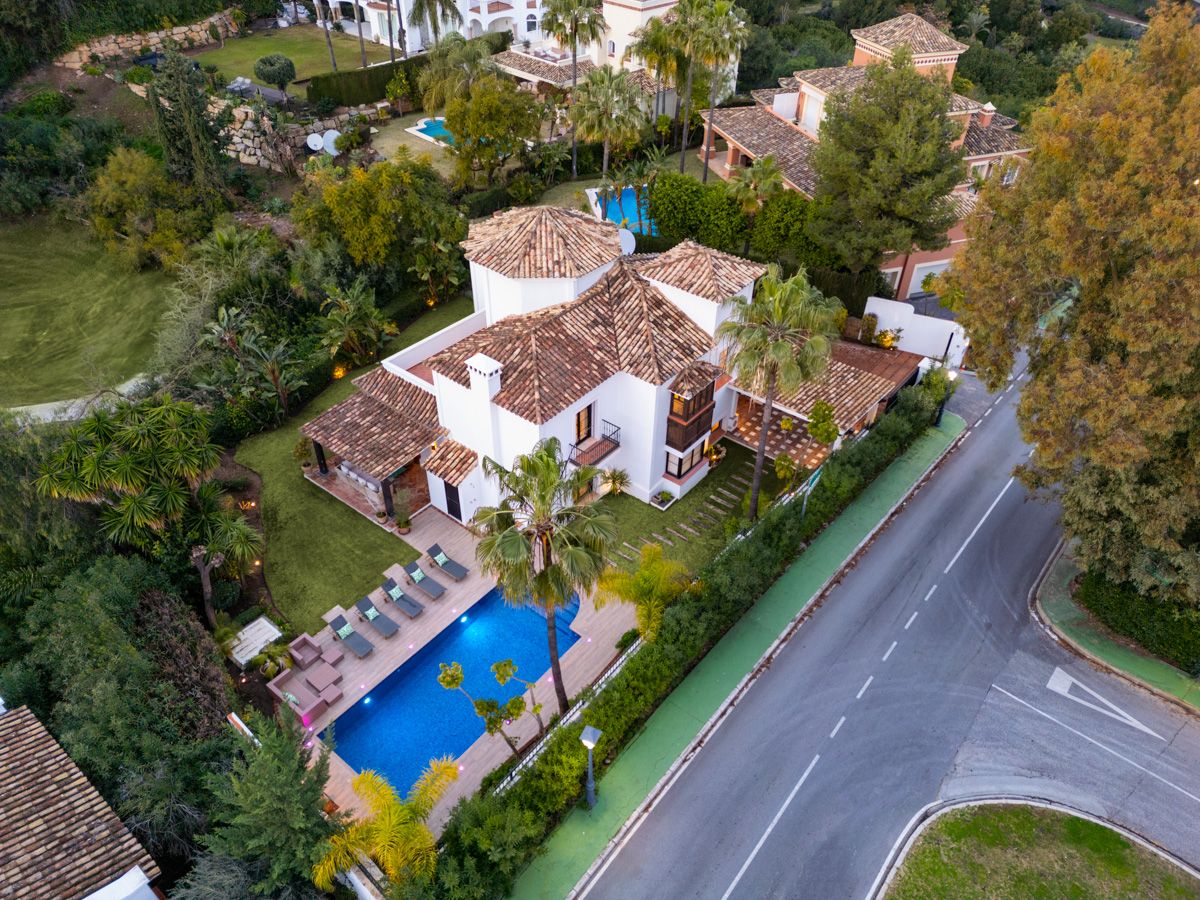 Hillside landscape surrounding new-build villa plot, La Quinta, Benahavis