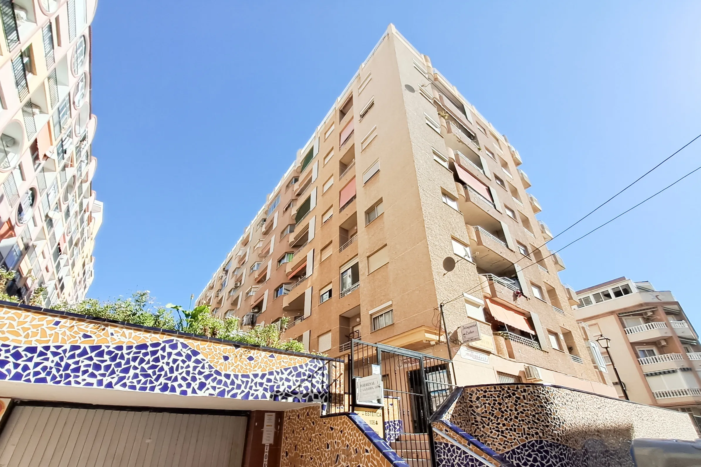 416, La Loma